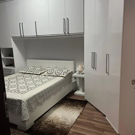 Apartament Me Qera Wlora